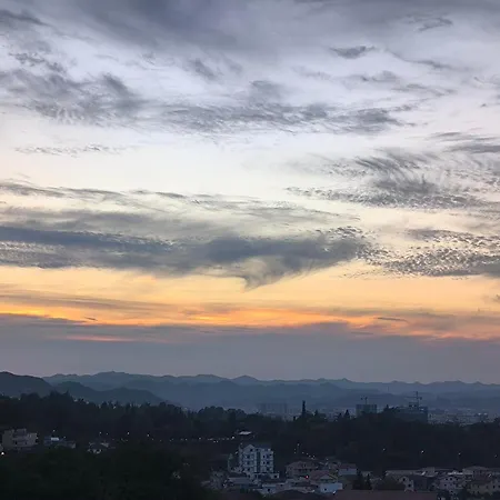 ホテル Daniel&roel ティラナ