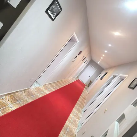 Daniel&roel Szálloda